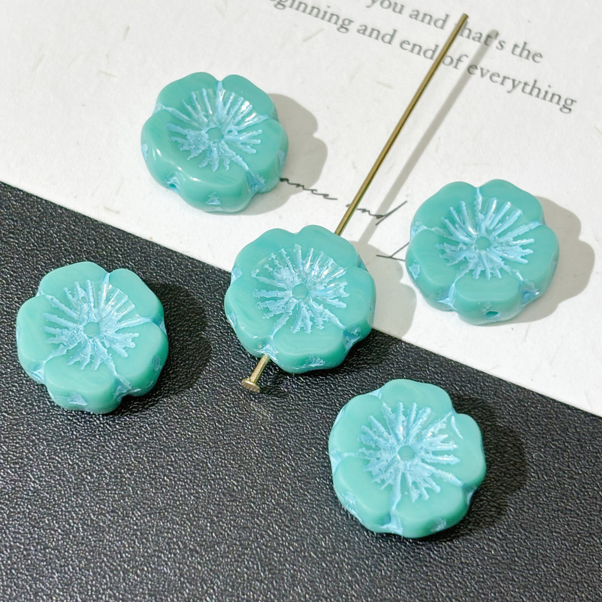 14mm Hawaiian Hibiscus Flower Czech Glass Beads - Pressed Floral Loose Focal Beads for DIY Jewelry