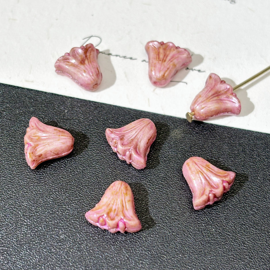 9x10mm Vintage Lily Flower Czech Glass Beads - Pressed Floral Loose Beads for DIY Bracelets & Jewelry