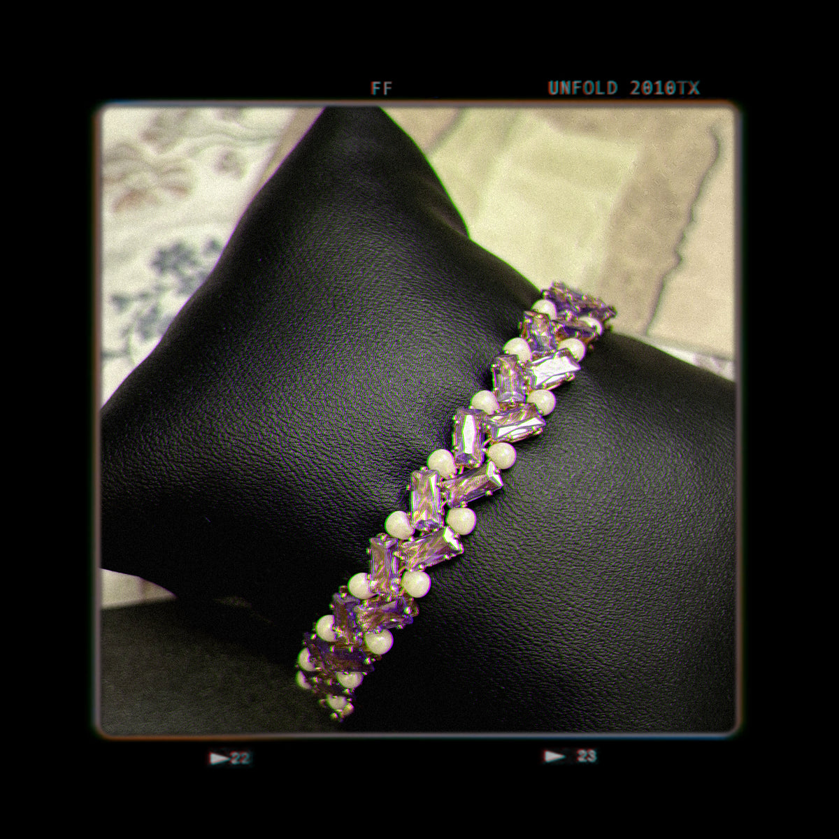 (N7）Dreamy Lilac Czech Glass Bracelet