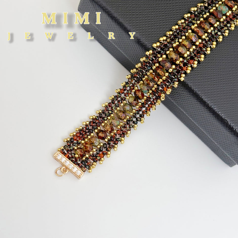 K31 Vintage Curtain Vibe