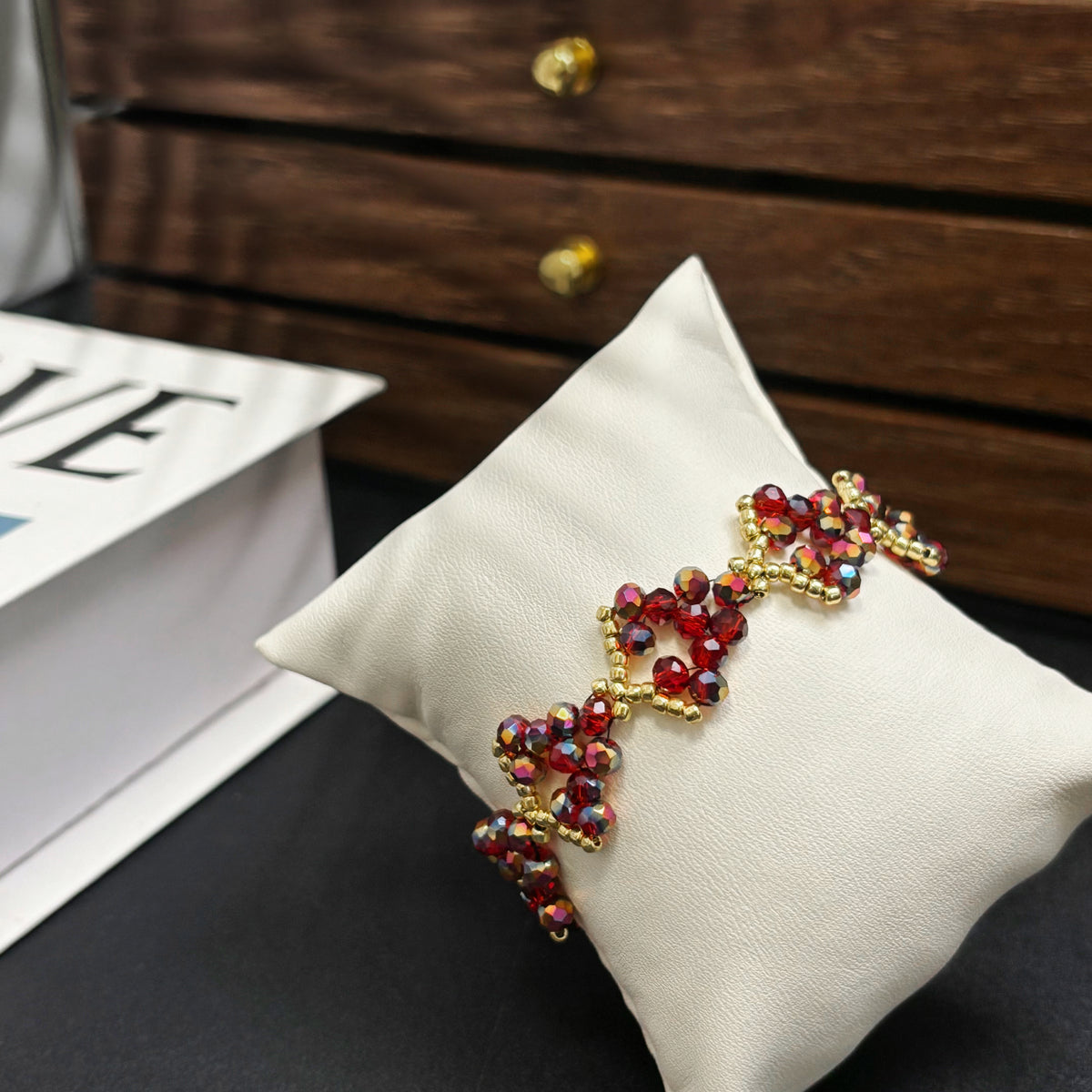 (N9）Minimalist Red Gold Czech Glass Bracelet