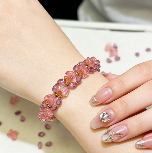 Blush Blossom | Handwoven Czech Glass Flower Bead Bracelet in Pink Ombré