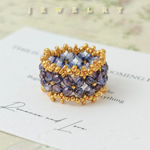 (K20) Fire-Polished Crown designed Ring