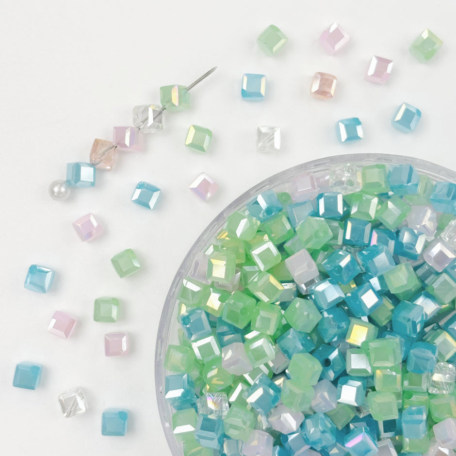 (T18) 4mm Crystal Glass Square Beads, Diagonal Hole Faceted Beads for Jewelry Making DIY