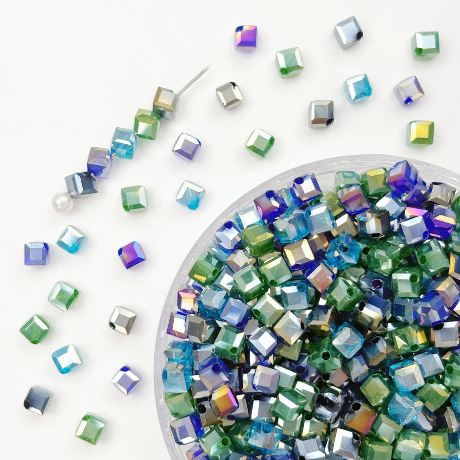 (T18) 4mm Crystal Glass Square Beads, Diagonal Hole Faceted Beads for Jewelry Making DIY